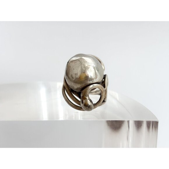 Pewter Unusual Modernist Orb Abstract Style Silver Toned Vintage Ring - sz 6.5 - Picture 3 of 15
